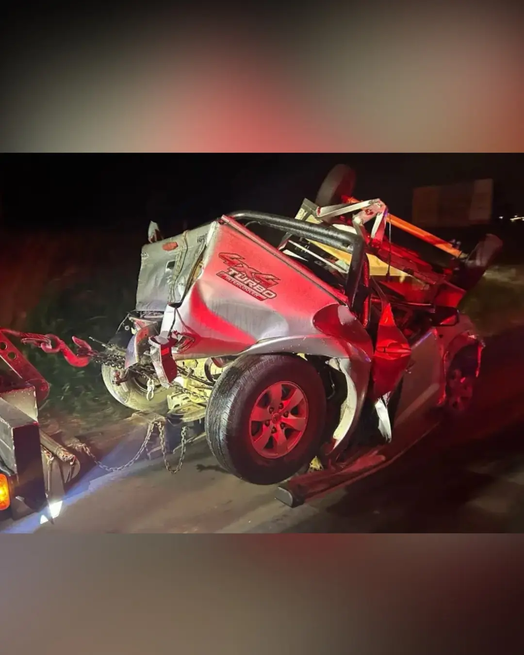 Acidente com cinco veículos na BR-376 deixa uma mulher morta e três feridos em Ponta Grossa