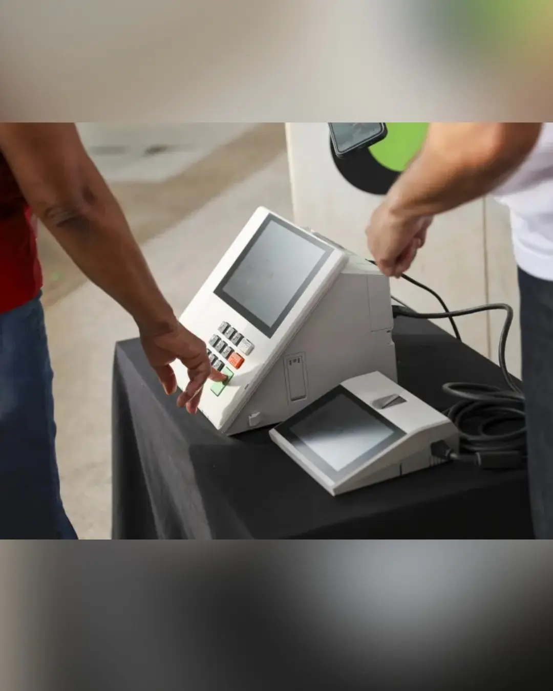 CCJ do Senado aprova fim da reeleição para cargos executivos e amplia mandatos a partir de 2030