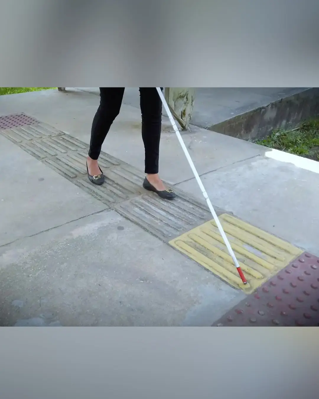 Concurso incentiva criação de bengalas inteligentes para pessoas com deficiência visual no Brasil