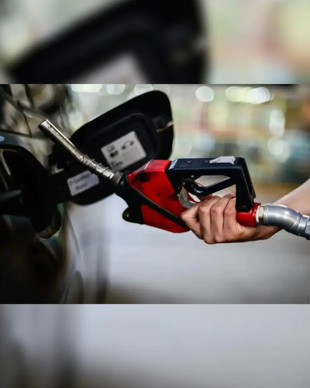 Gasolina sobe nos postos mesmo após redução de preços nas refinarias, aponta ANP