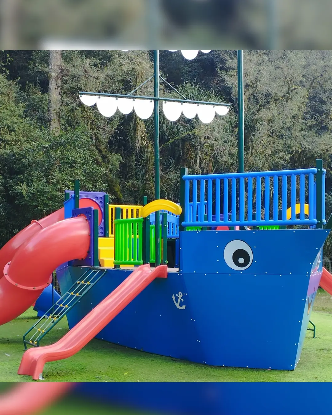 Priorizando acessibilidade e segurança - Prefeitura faz a revitalização das pontes do Parque da Gruta