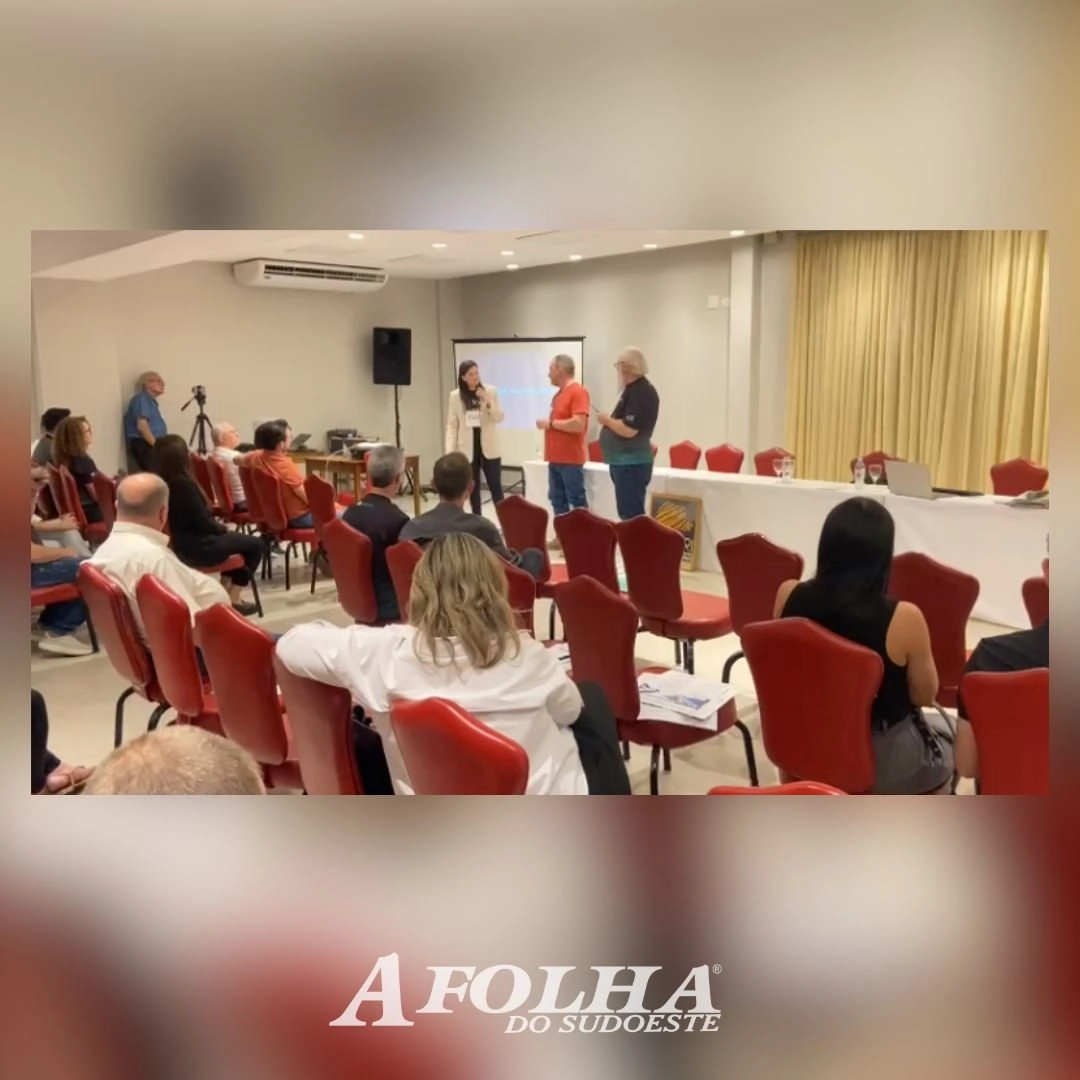 Tendências para extinguir o deserto de notícias locais pautou palestra no Congresso da Adjori/PR