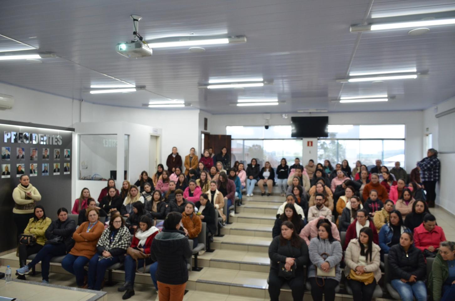 Encontro Pedagógico reúne educadores da rede municipal de CDS