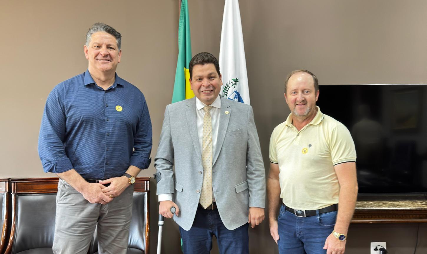 R$ 10 milhões em asfalto chegam a Palmas com articulação de Gugu Bueno