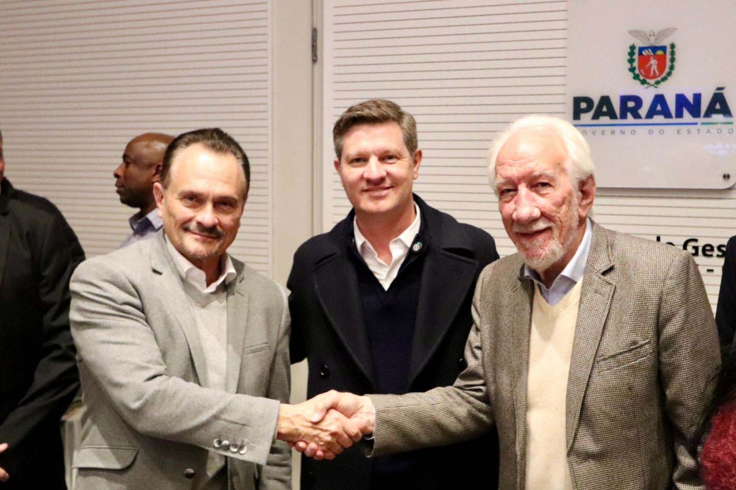 Regulamenta novo sistema que agiliza revenda de veículos usados - Detran Parana