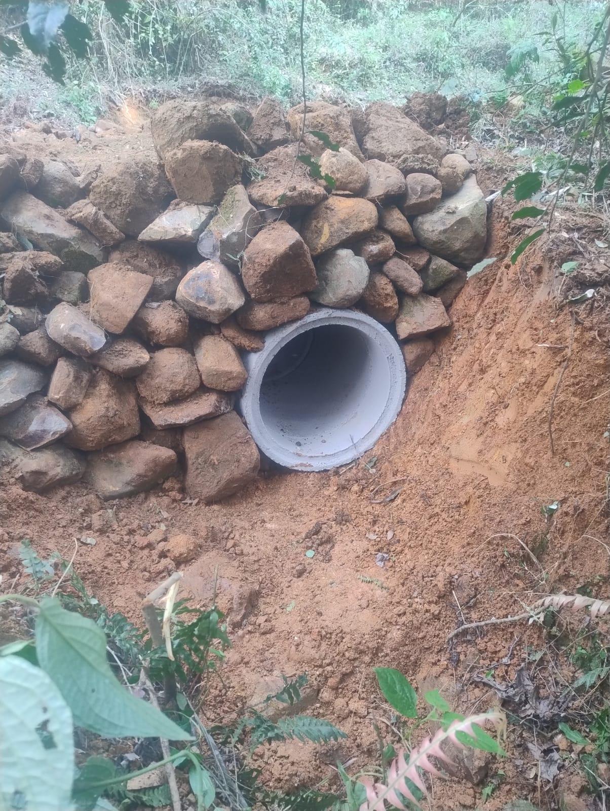 Departamento de Obras realiza melhorias na região do Tristão