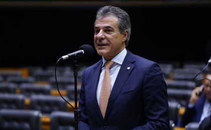 Beto Richa apresenta projeto para  barrar decreto que ameaça APAEs