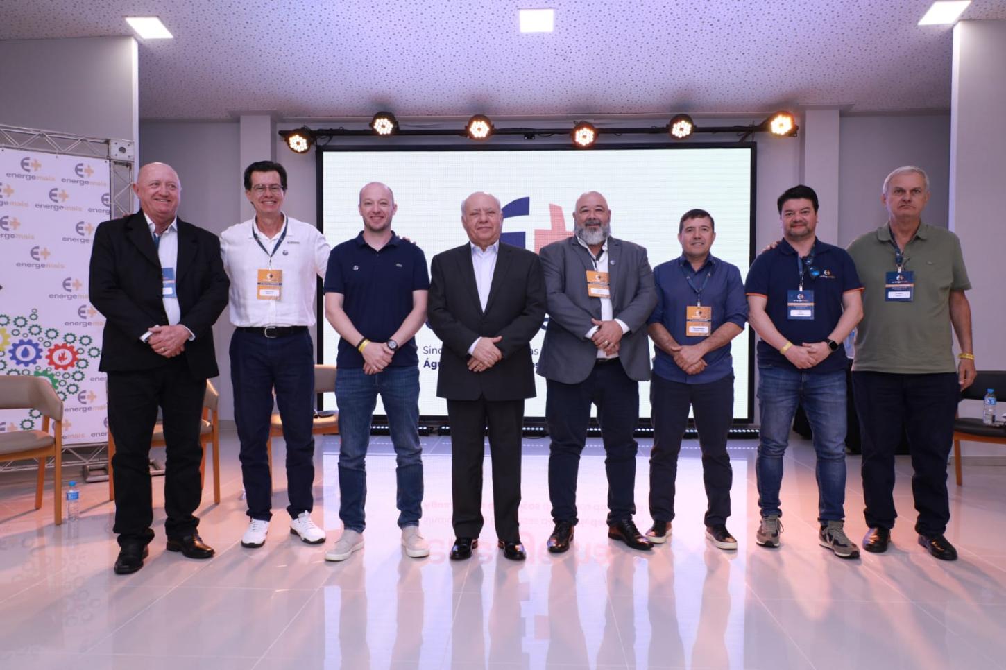 Felipe Puton e autoridades sindicais de diferentes estados