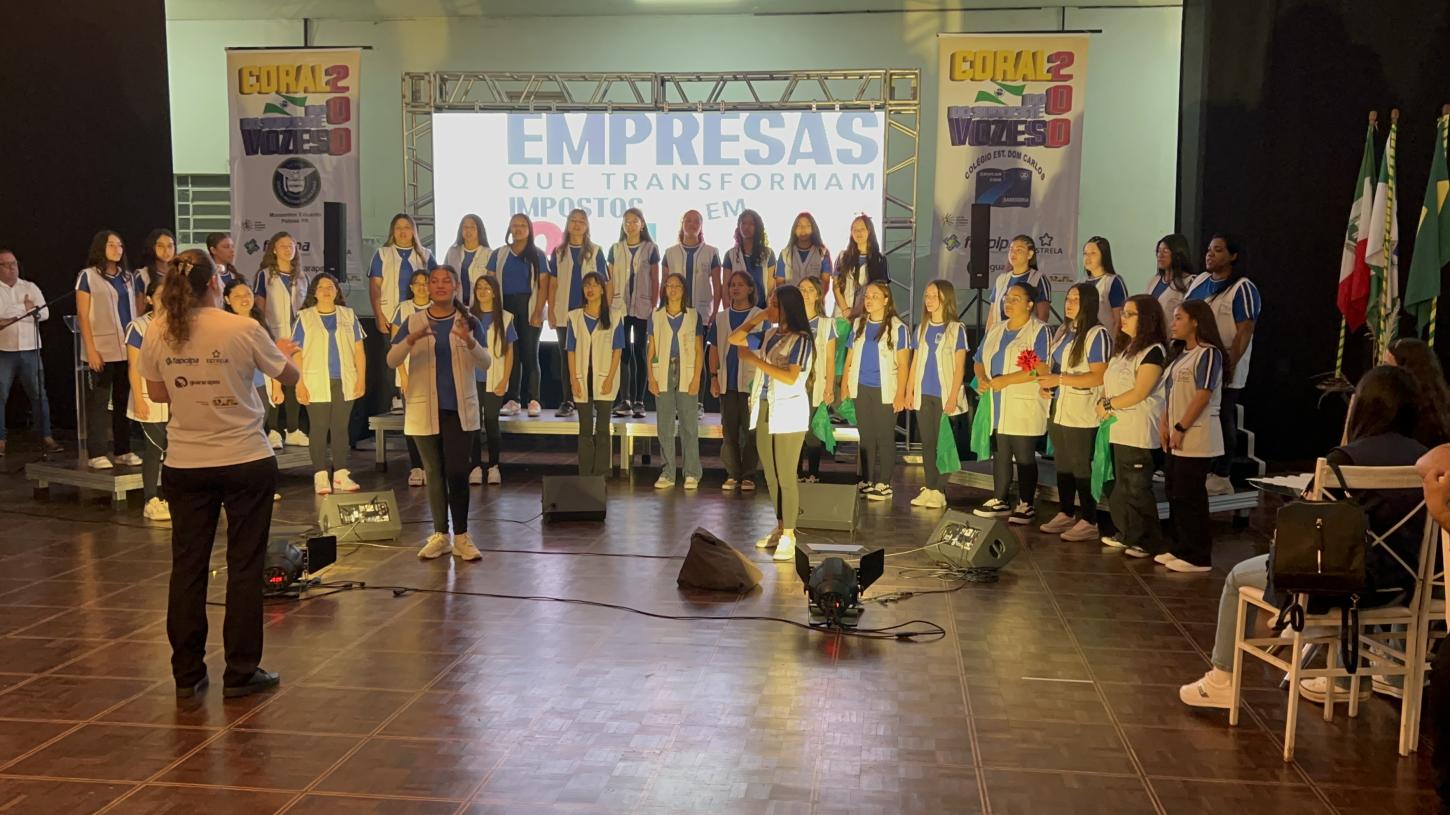 Encontro de Formação de Docentes promovido pelo Colégio Dom Carlos reuniu instituições de ensino do Sudoeste 