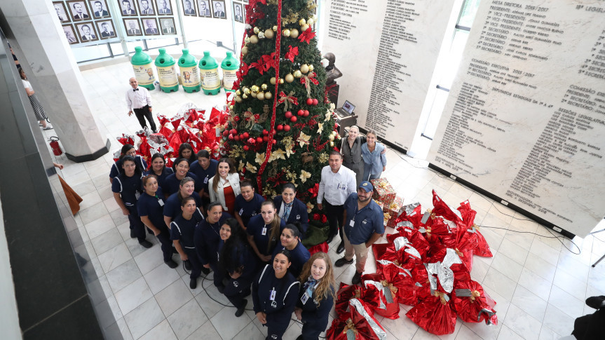 Ação de Natal leva carinho e reconhecimento aos filhos de servidores terceirizados da Assembleia