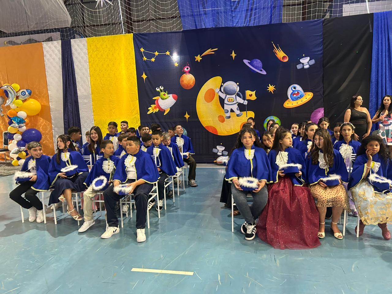 Formatura do 5º Ano emociona comunidade escolar da Escola Aurora Tortelli
