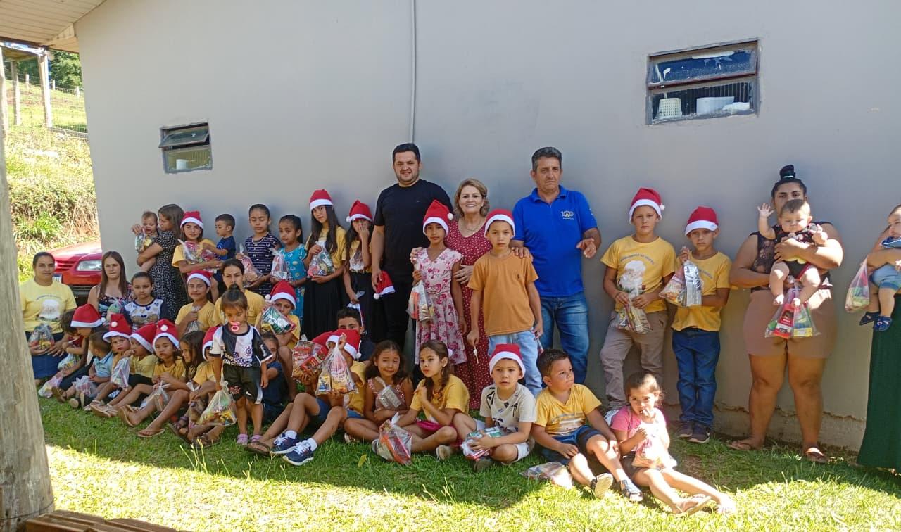 Natal Solidário em CDS, Prefeita e Vereador participaram da iniciativa