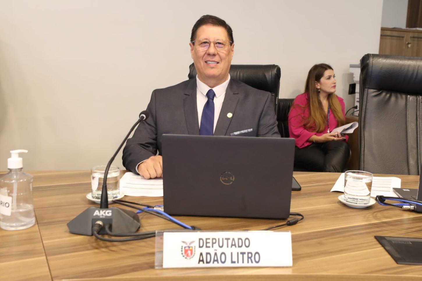 Projeto de Lei de Adão Litro visa liberar circulação de caminhões de nove eixos no sudoeste