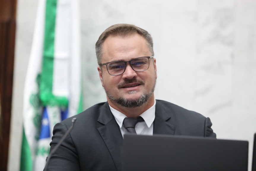 Sanção da lei do Dia da Neurodiversidade é marco histórico para inclusão, destaca deputado Alisson Wandscheer (SD)