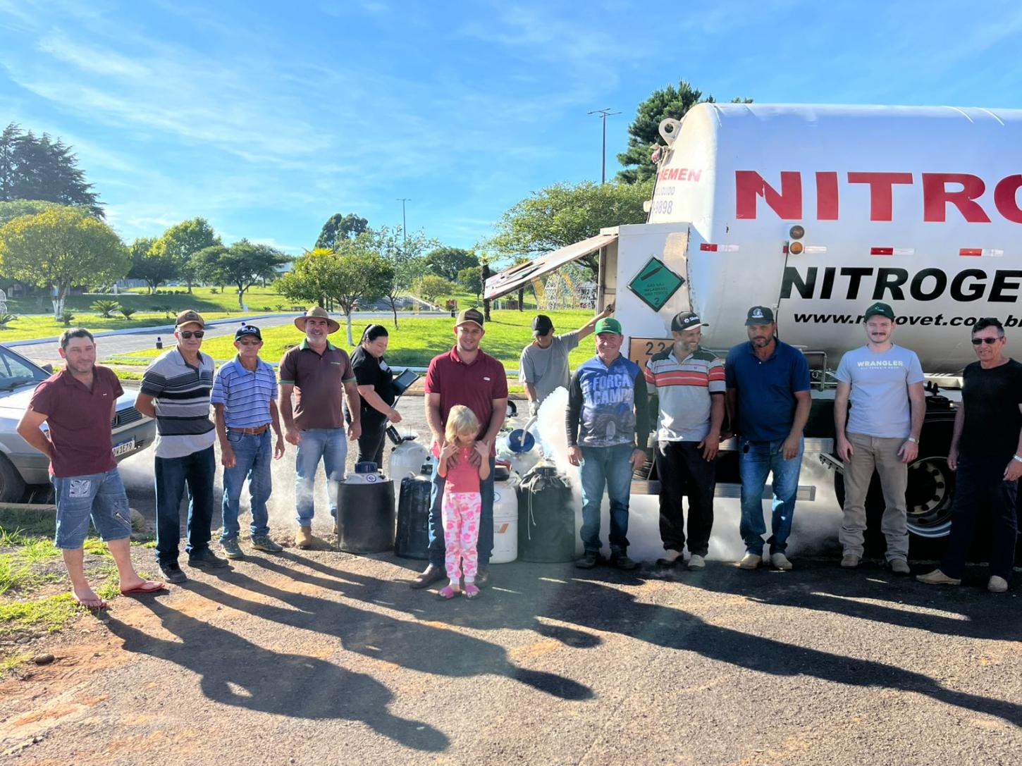 Departamento de Agricultura realiza recarga de nitrogênio para produtores rurais