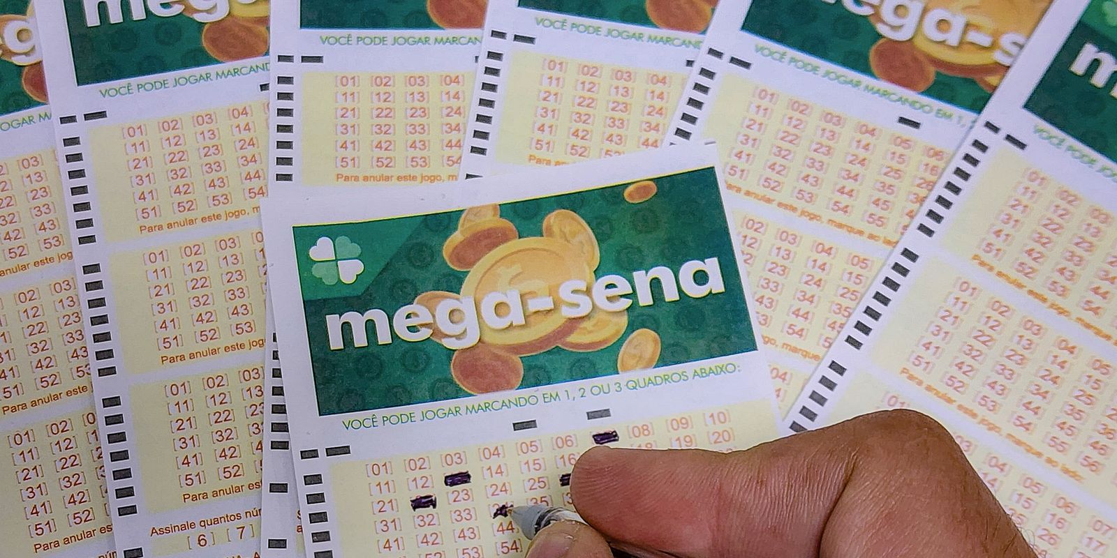 Mega-Sena acumula novamente e prêmio principal vai para R$ 55 milhões