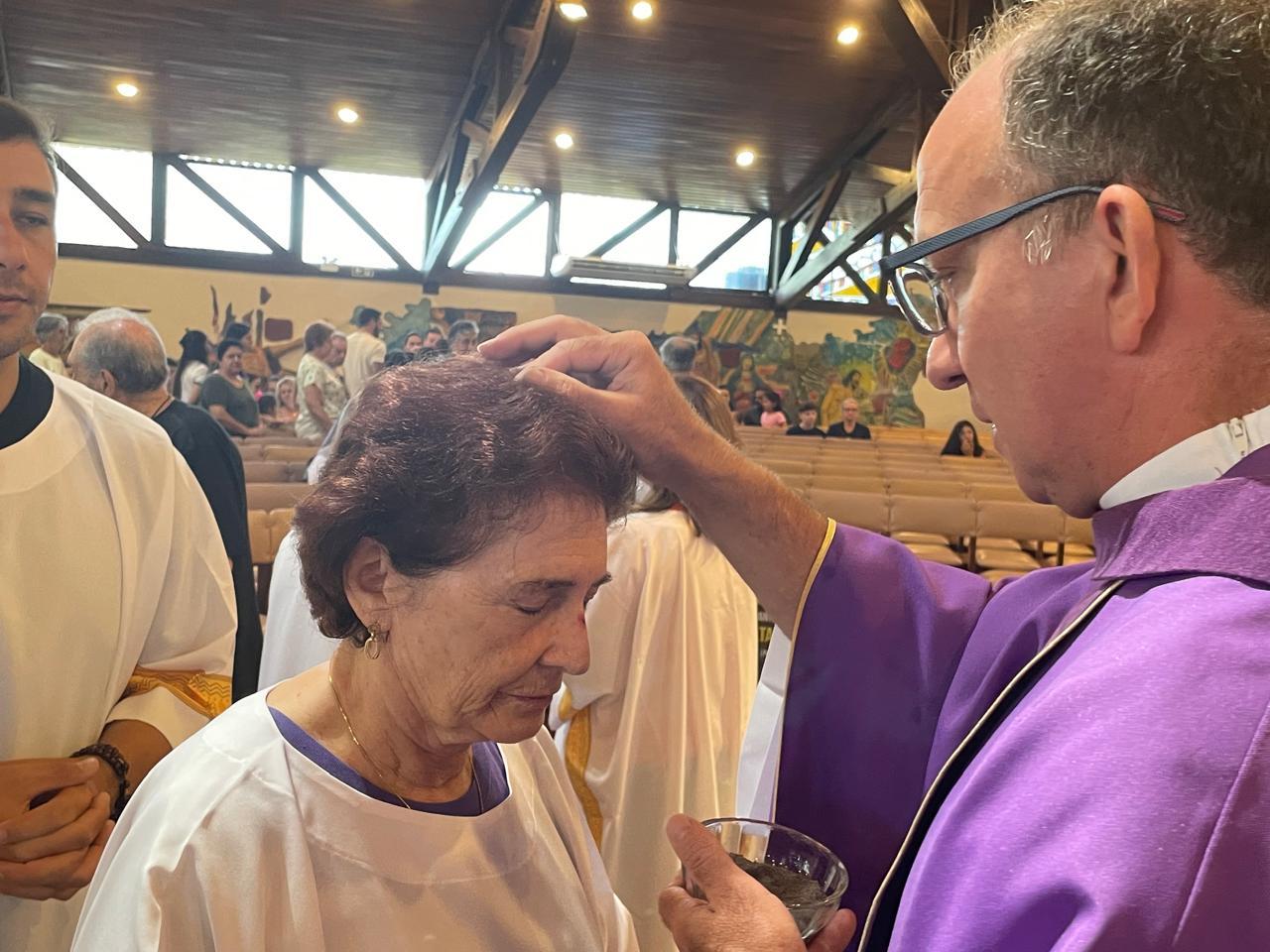 Imposição das Cinzas é um marco oficial das celebrações na Quaresma