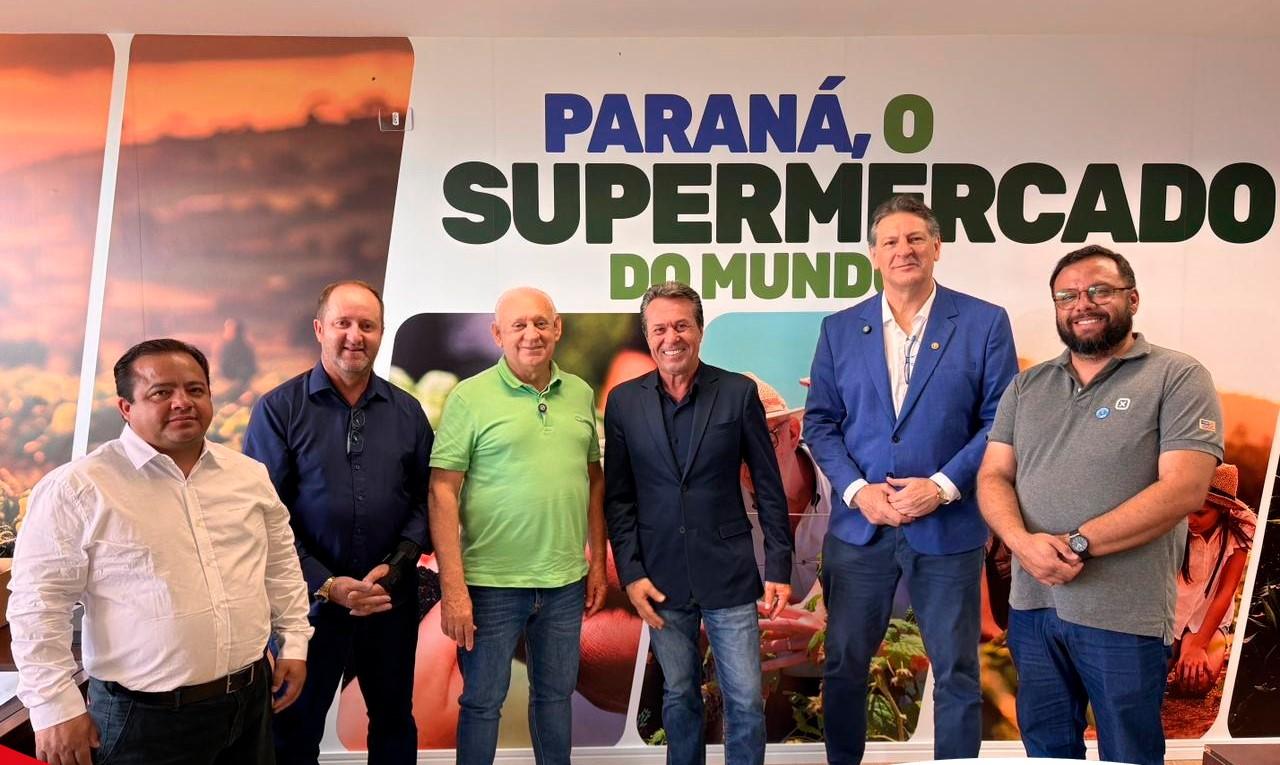 Prefeito Daniel Lângaro cumpre agenda em Curitiba e celebra homologação de convênio do programa Asfalto Rural