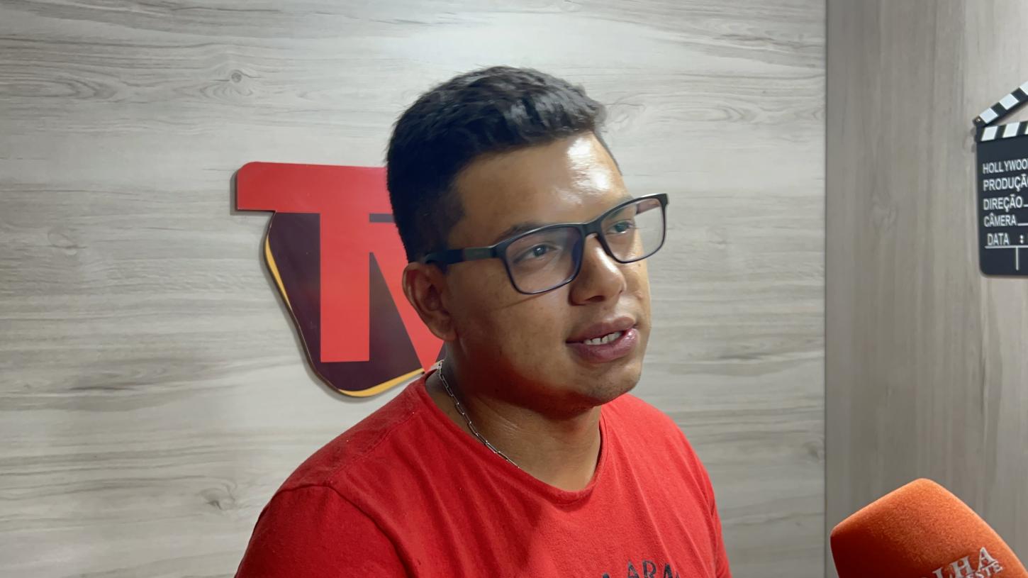 Renato Baalbaki pontua os desafios para lançar seu primeiro livro