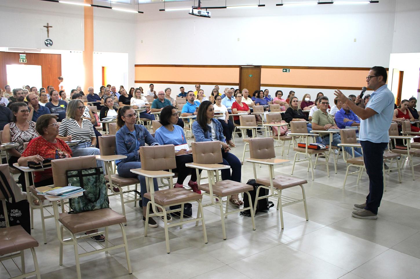 Encontro Diocesano com catequistas de adultos