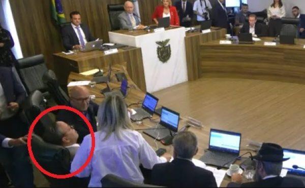 Hussein Bakri, o líder do governo Ratinho Jr. passa mal durante sessão da CCJ e vai ao hospital