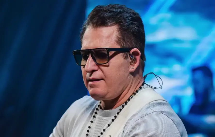 Marrone passa por cirurgia, e Bruno cantará sozinho