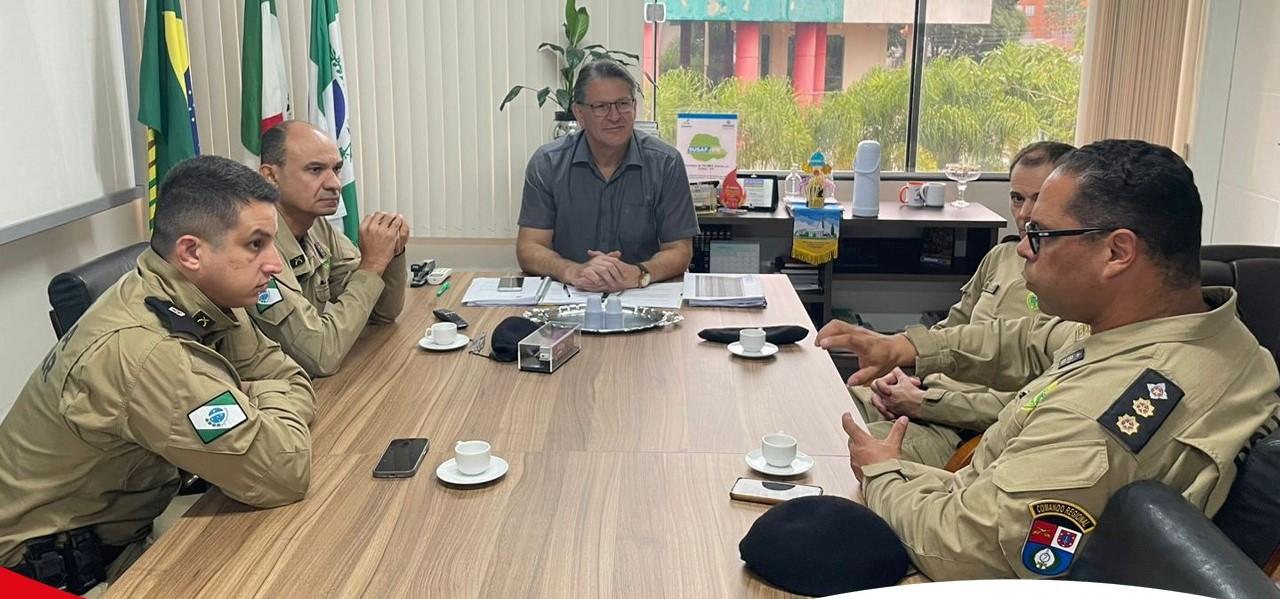 Prefeito Langaro recebe cúpula da Polícia Militar