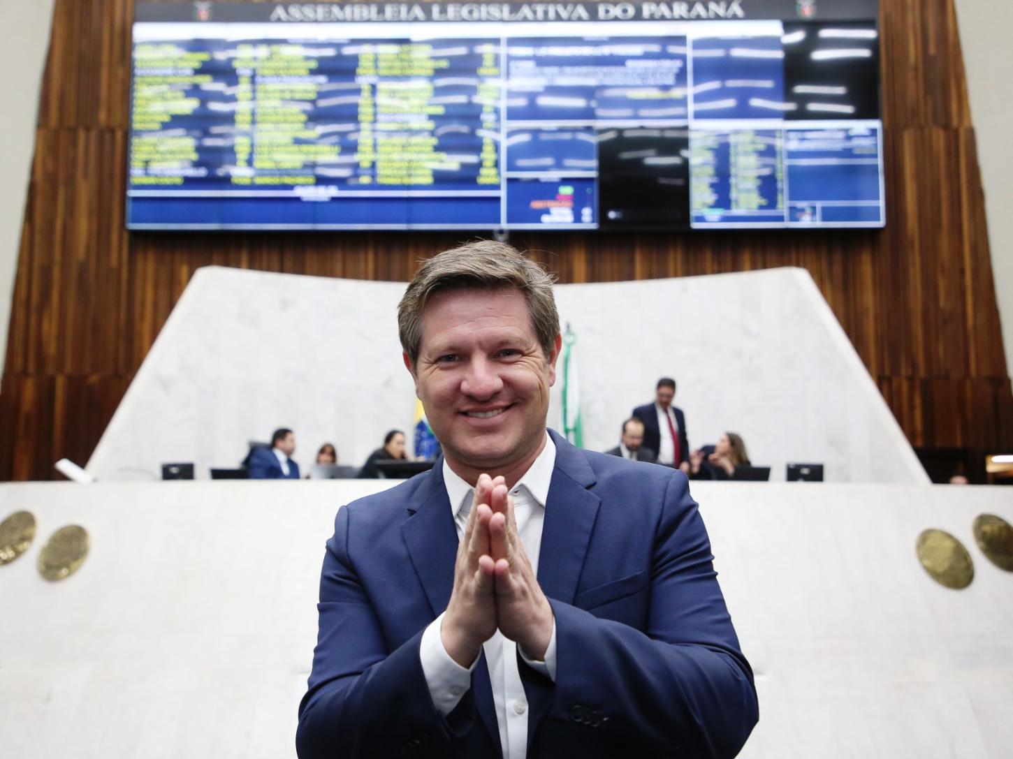 Santin Roveda destaca projeto de lei que irá reduzir valor de exames para tirar a CNH