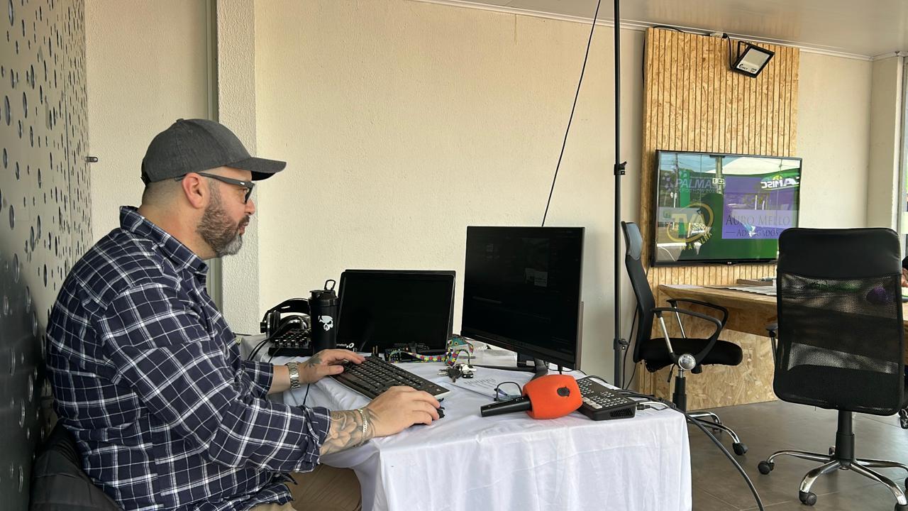 Diretor da TV A Folha, Elton Guerini