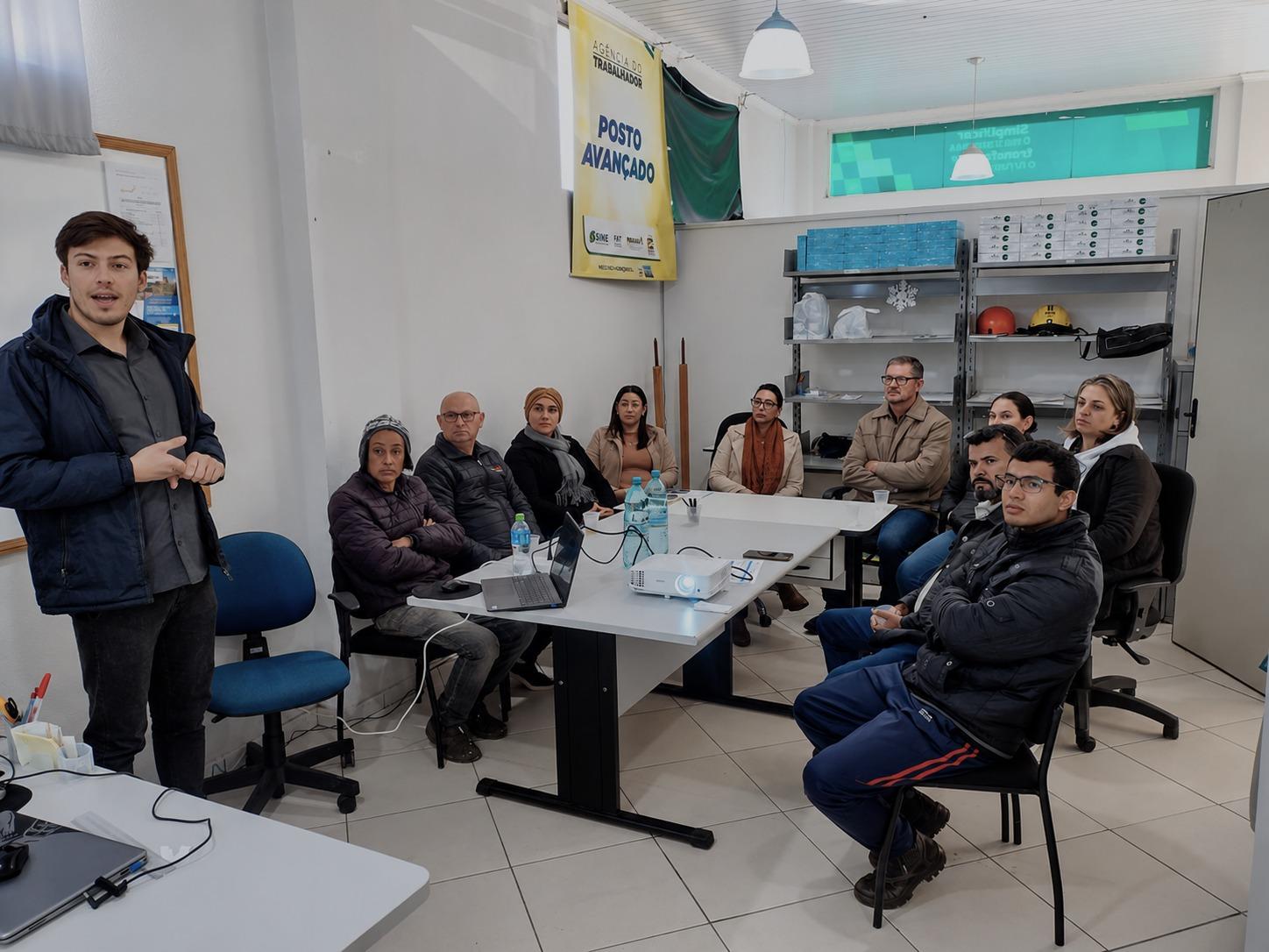 A Sala do Empreendedor, o departamento de Indústria e Comércio e o Sebrae realizaram reunião com o Comitê Gestor