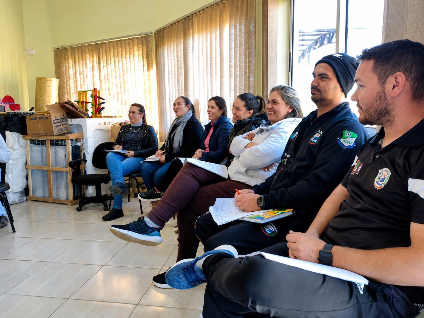 Em reunião foi apresentada diretrizes da Resolução  004/2026 que trata sobre crianças e adolescentes 