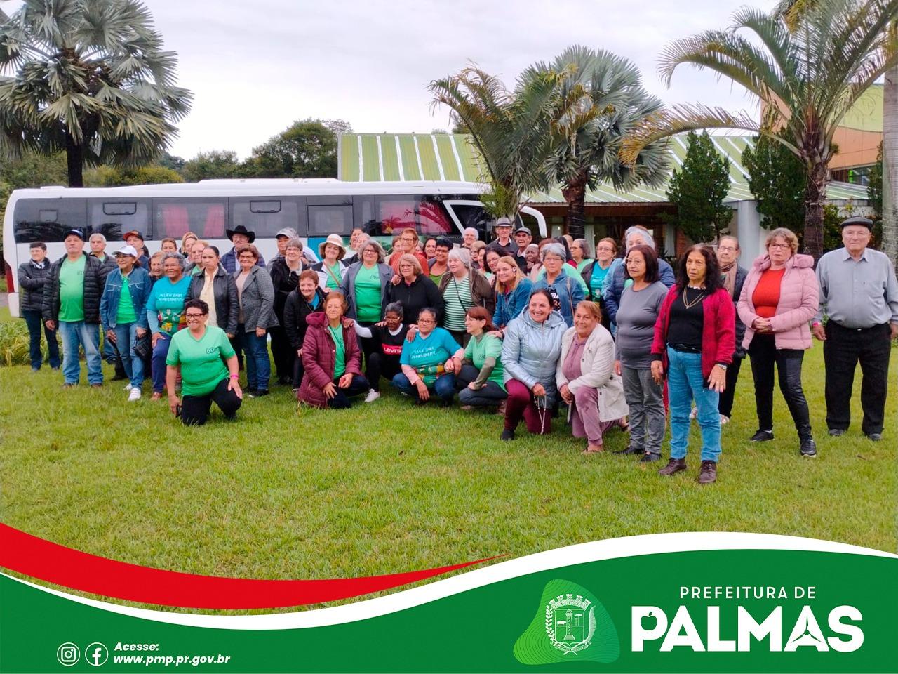 Idosos de Palmas participam de viagem às Águas Termais de Sulina