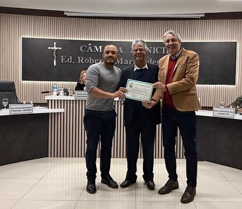 Presidente do Legislativo Palmense, Ricardinho, homenageado e Bannake