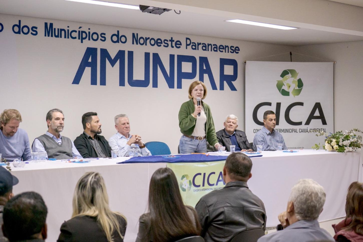 Gleisi destaca investimentos de R$ 86 milhões da Itaipu em Paranavaí e região