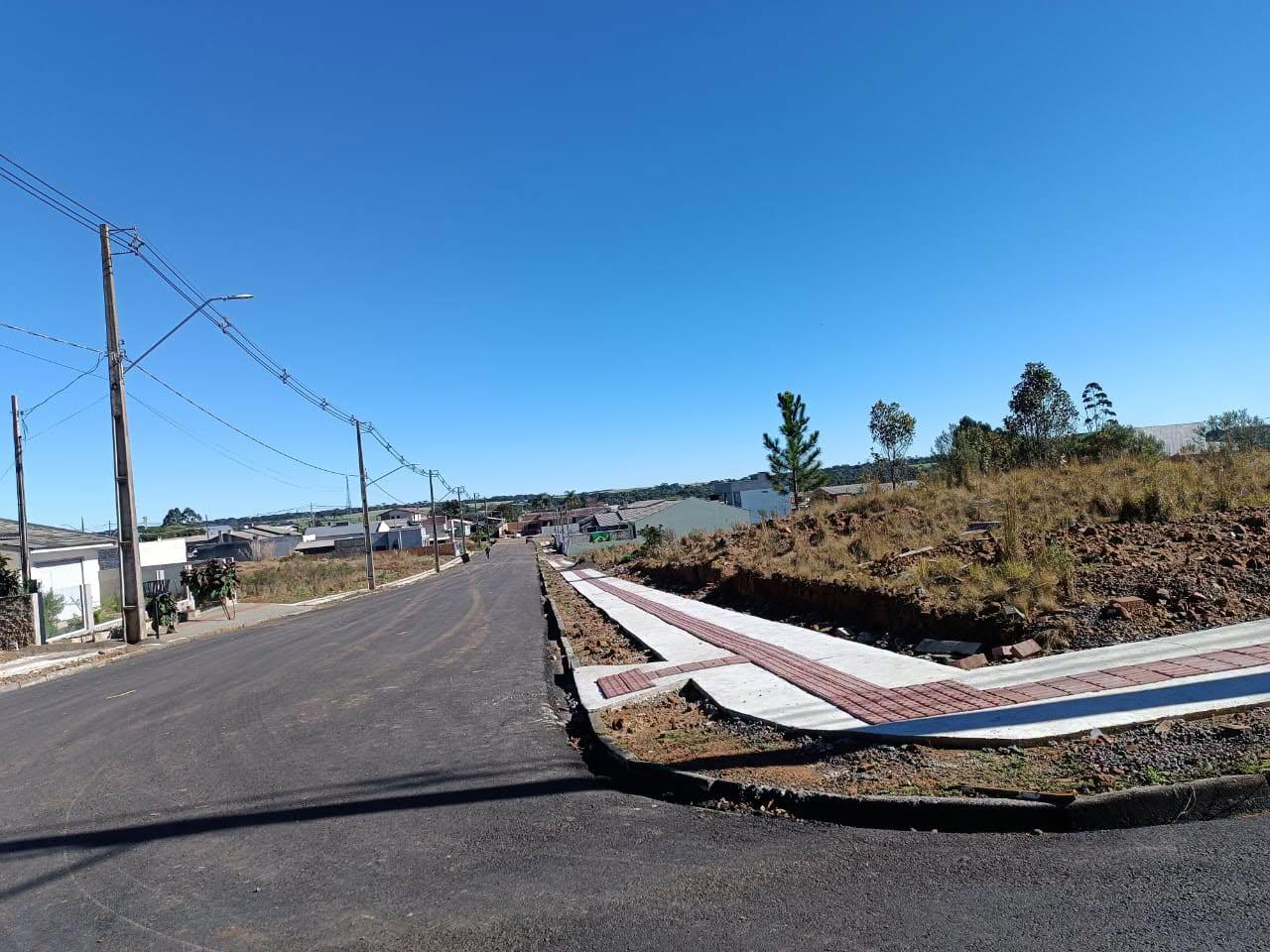 Administração Municipal segue investindo em infraestrutura e amplia melhorias em calçadas de CDS