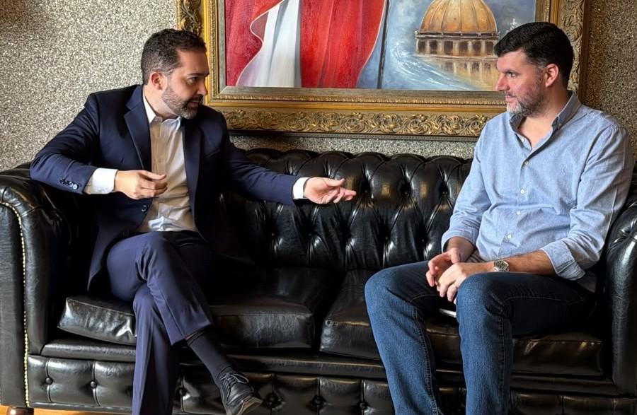 No Dia do Agricultor, Presidente da OAB Palmas recebe o deputado federal Pedro Lupion