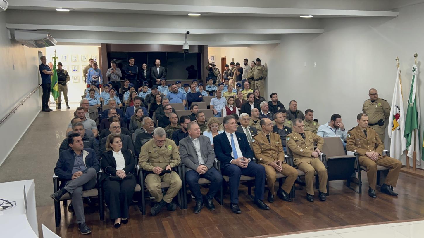 Autoridades e demais convidados