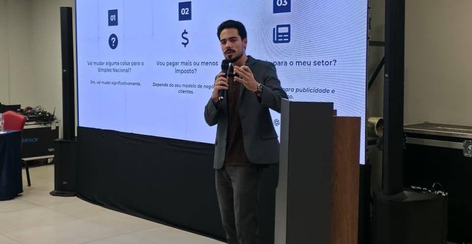 Reforma Tributária e Simples Nacional são tema de debate no 29º Congresso da Adjori PR