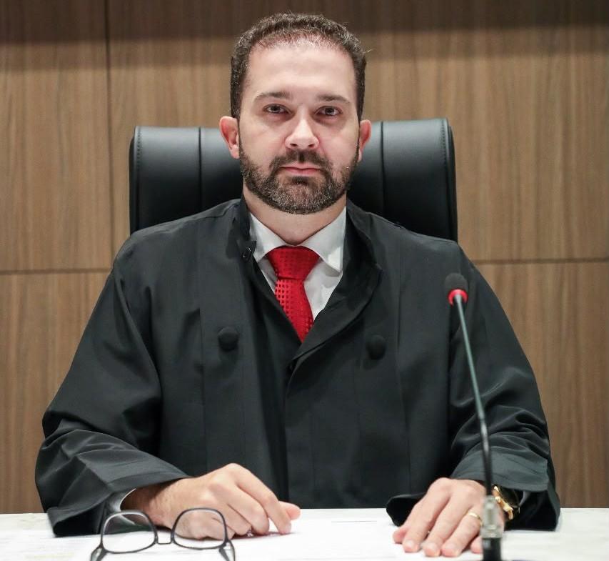 Dia do Advogado: a dimensão pública da advocacia