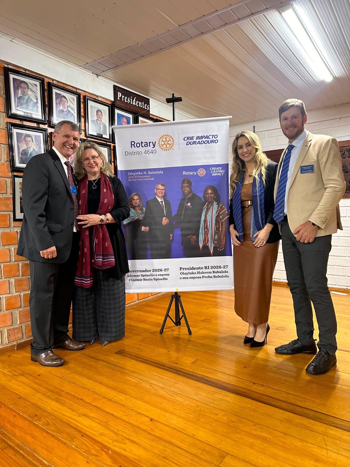 Governador Spinello e esposa Claemir - Presidente do Rotary Club de Palmas, Leonardo e esposa Lilia