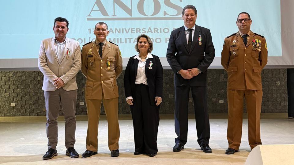 Prefeita Dona Maria é homenageada em solenidade pelos 172 anos da Polícia Militar
