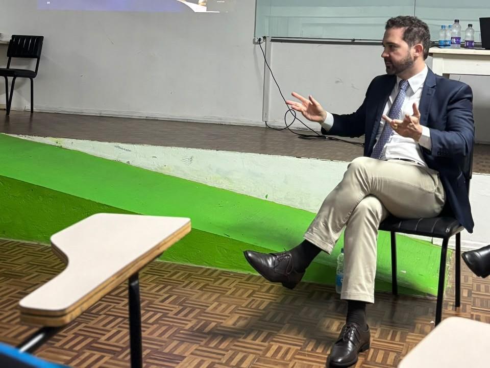 Presidente da OAB Palmas ministra palestra sobre responsabilidade dos profissionais de Química