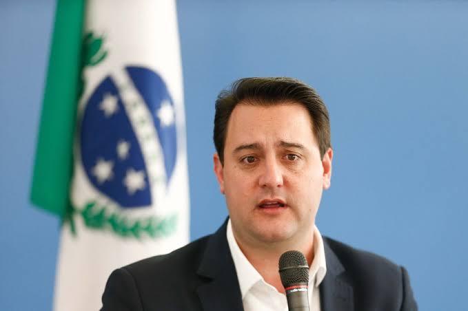 Ratinho Junior desmente Moro e reafirma Sandro Alex como seu único candidato em direito de resposta