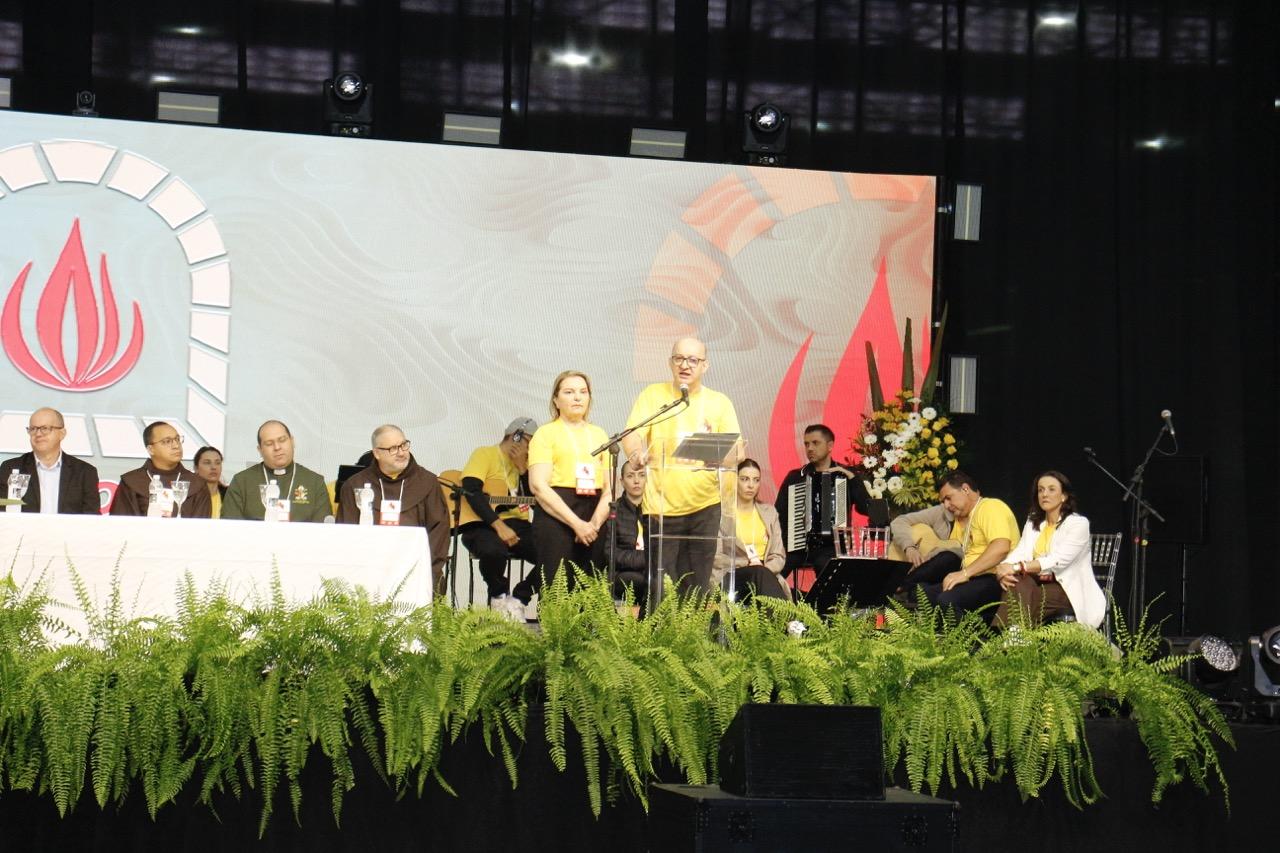 VII Encontro Nacional da Lareira: quando o amor de um casal se fortalece, toda a família floresce
