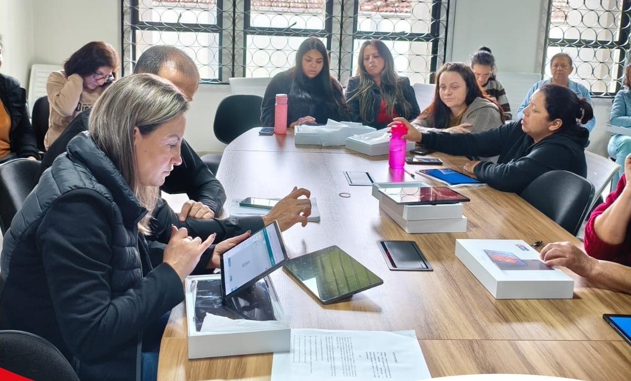 Prefeitura de Palmas entrega 40 novos tablets para agentes de saúde e fortalece atendimento à população
