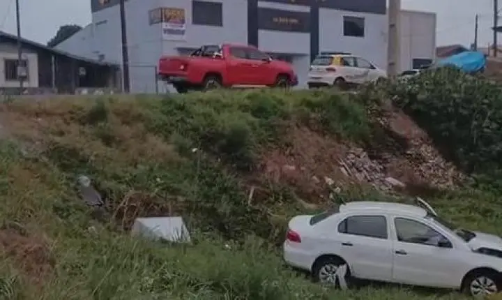 Condutor que causou acidente evadiu-se do local, porém, placa do veículo foi anotada  