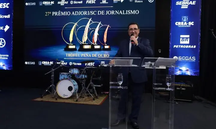 Congresso Estadual da Adjori/SC e do 7º Encontro Nacional de Jornais do Interior reuniu empresas jornalísticas de diferentes locais 