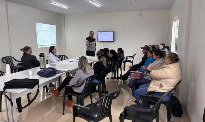 Departamento de Saúde realiza reunião mensal com Agentes Comunitários 