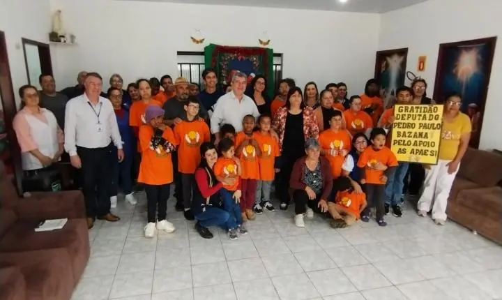 Deputado Bazana visitou APAE de Cel Domingos Soares
