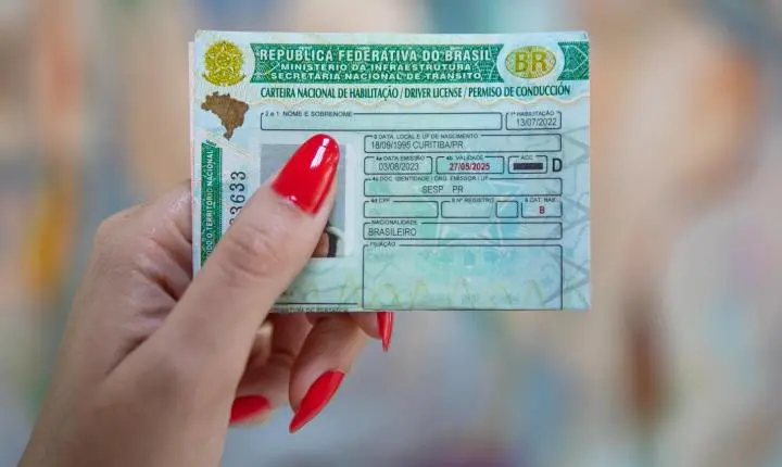 Detran-PR reforça que exame toxicológico é obrigatório para tirar CNH de carro e moto